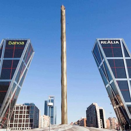 Apartamento Lujo Castellana Chamartin Daire Madrid Dış mekan fotoğraf