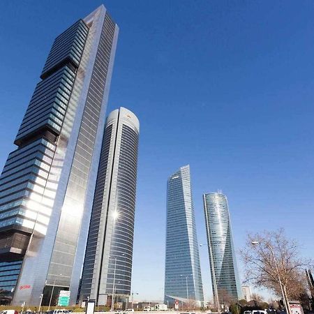 Apartamento Lujo Castellana Chamartin Daire Madrid Dış mekan fotoğraf