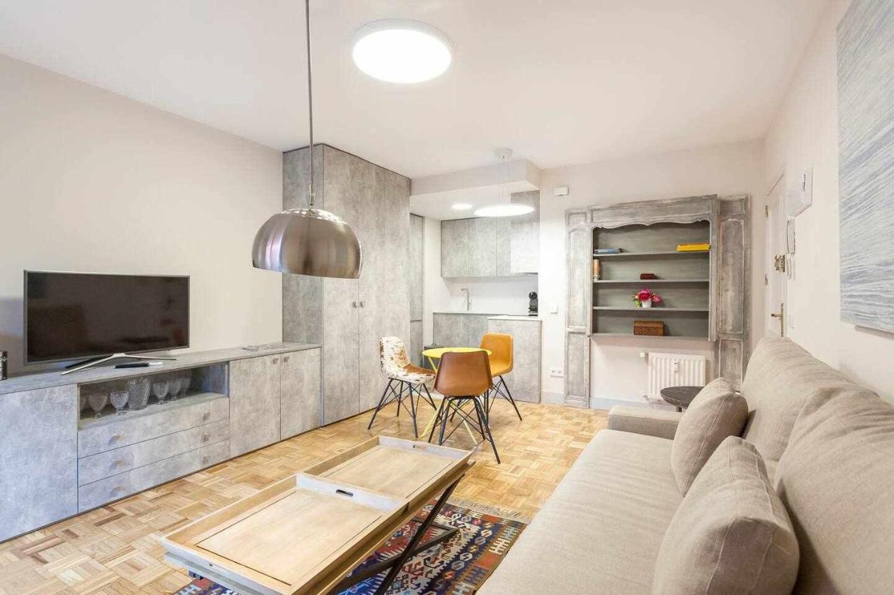 Apartamento Lujo Castellana Chamartin Daire Madrid Dış mekan fotoğraf
