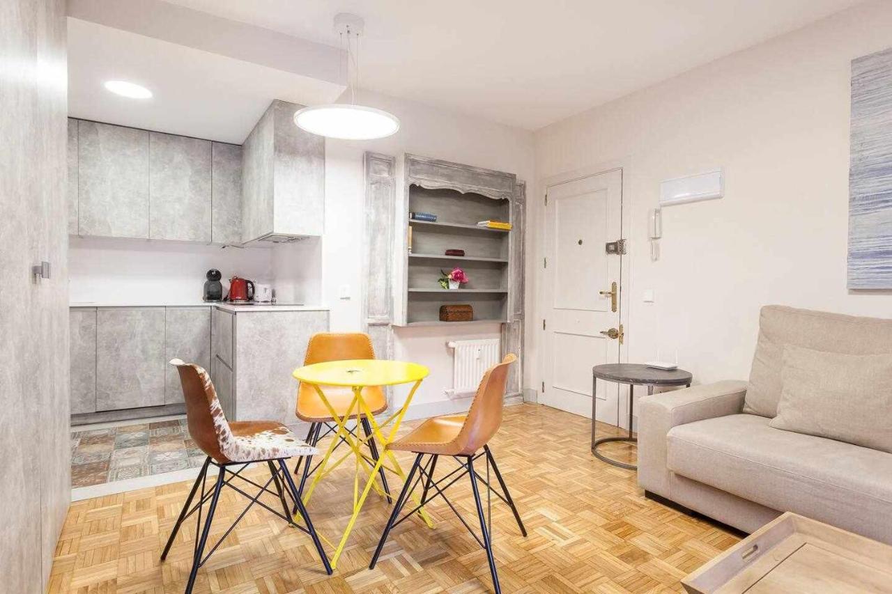 Apartamento Lujo Castellana Chamartin Daire Madrid Dış mekan fotoğraf