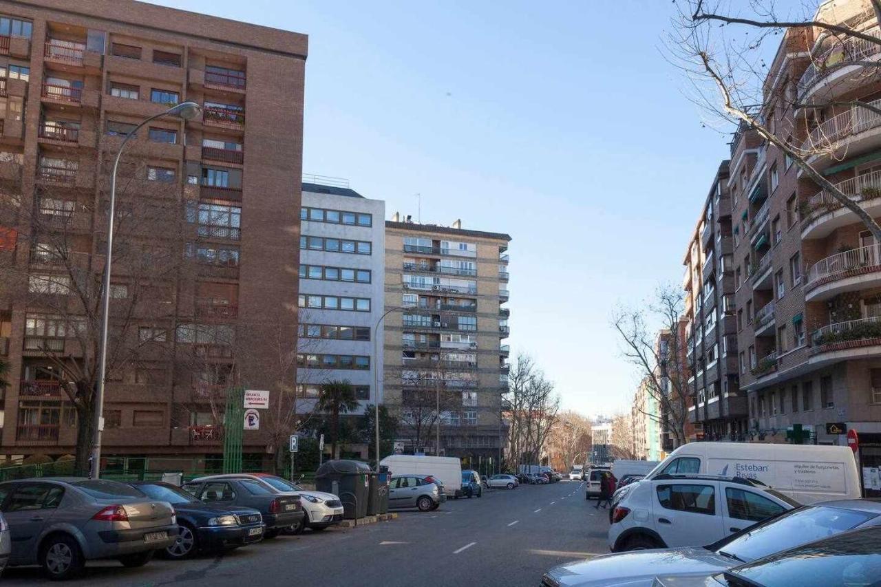 Apartamento Lujo Castellana Chamartin Daire Madrid Dış mekan fotoğraf