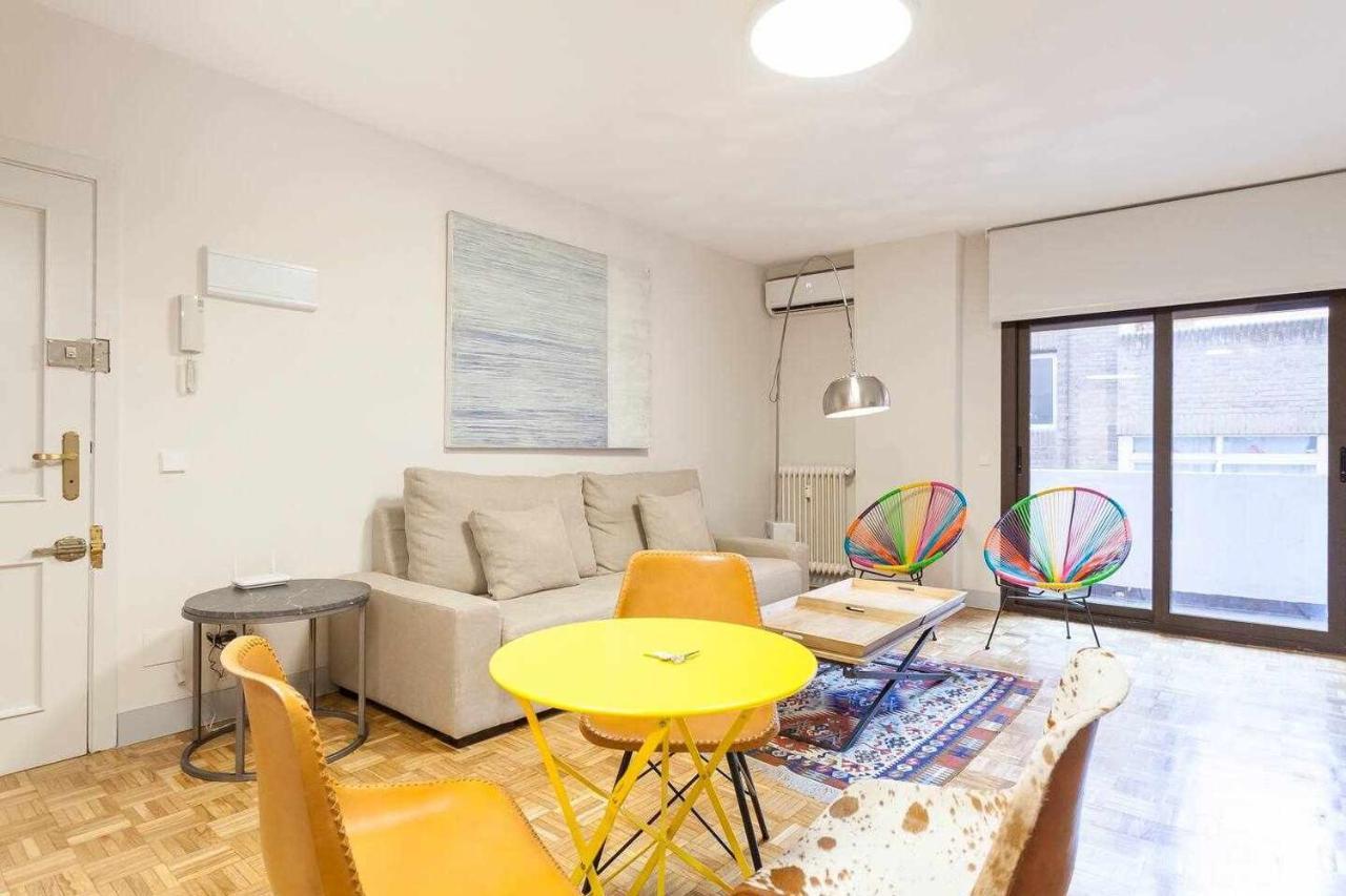 Apartamento Lujo Castellana Chamartin Daire Madrid Dış mekan fotoğraf